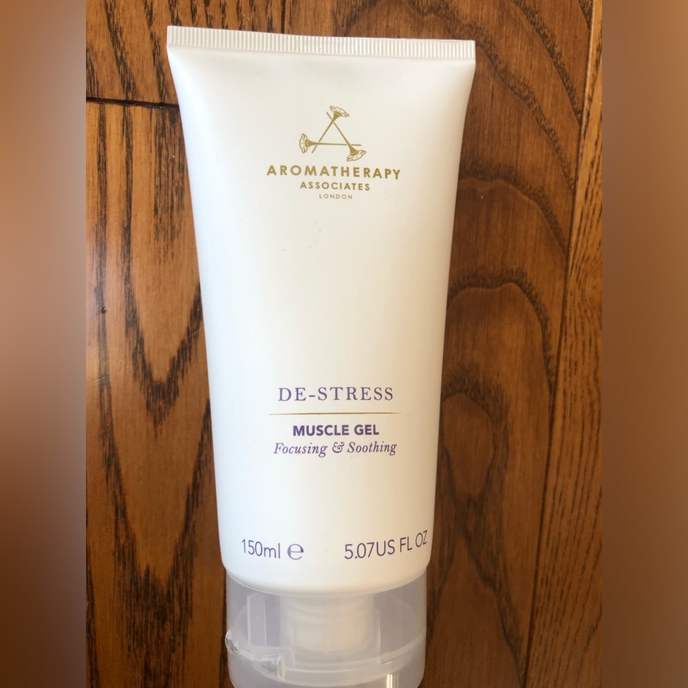 Aromatherapy Associates London De-stress Muscle Gel 150ml new no box
